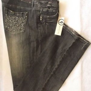 NWOT Goodtime Jeans Bling Back Pockets